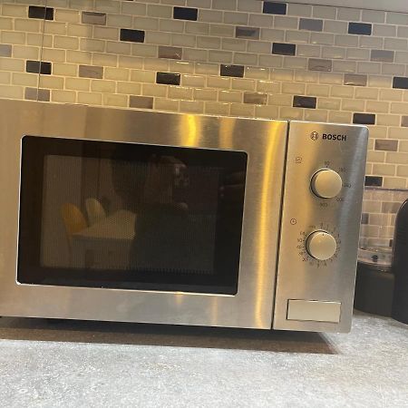 Tranzzit Airport Apartment II Отопени Екстериор снимка